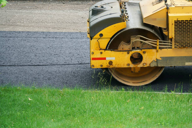 Best Driveway Paving Contractor  in Tyrone, PA